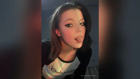 AntoinetteCurtis — what is the inscription on my T-shirt ^^
