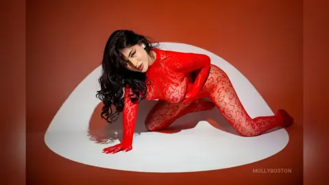MollyBoston — 😈