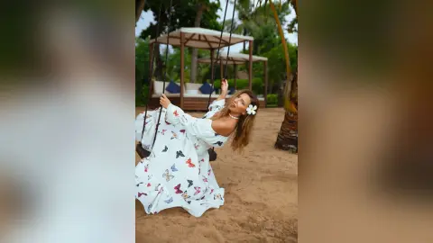 Katia — Lost in Bali