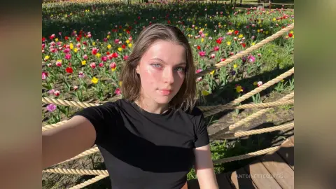 AntoinetteCurtis — flower garden