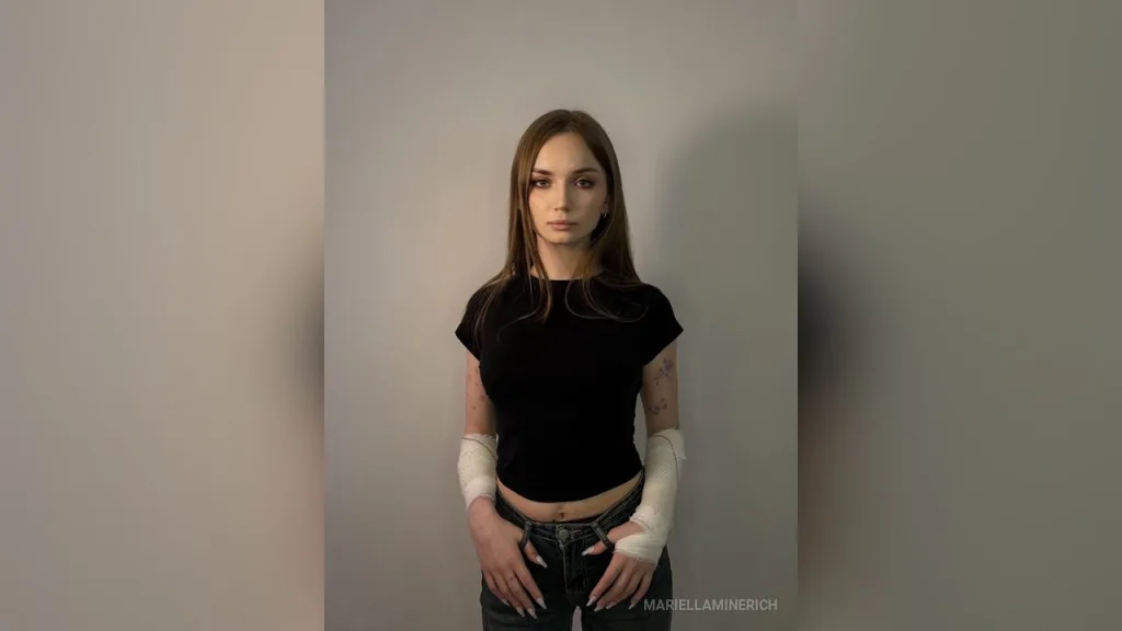 MariellaMinerich — live cam