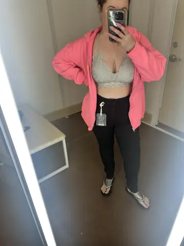 CrystalRivers33 — Streamate Photos