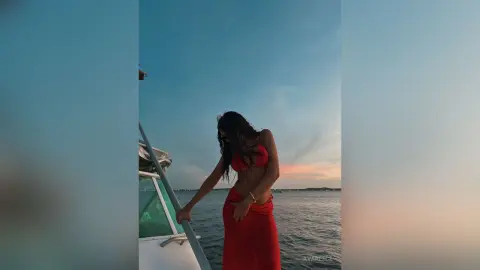 AvaReece — 🌊