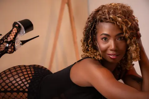 NinhaFoxx — Streamate Photos