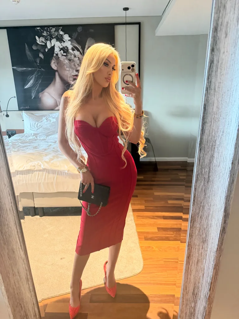 BlancheSummer — Streamate Photos