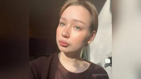 ElwineCawthorne — 1