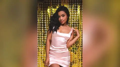MilyThomas — ✨🥂🍾