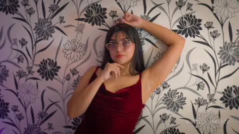 IsabellaMakenzy — My Red dress 😍💕