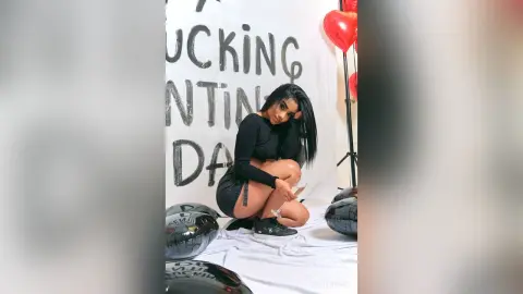 MilyThomas — 🖤🖤