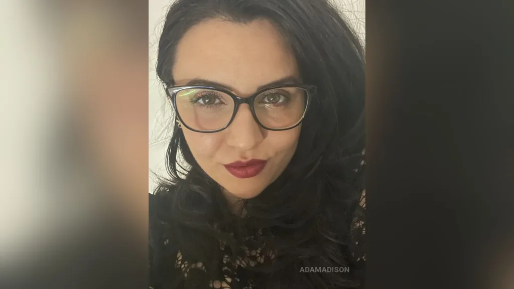AdaMadison — Ada-Gloria