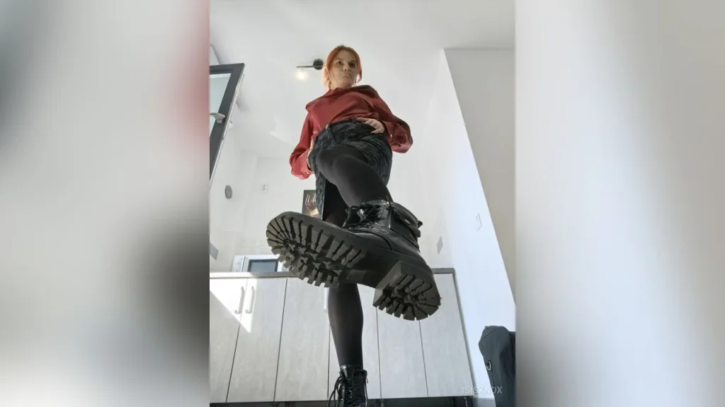 IsisKnox — Nylons