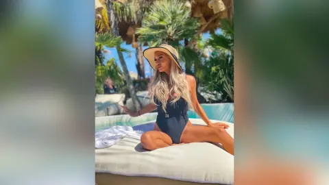 Katelyn — ☀️Vacay mood🍹 - Sun kissed