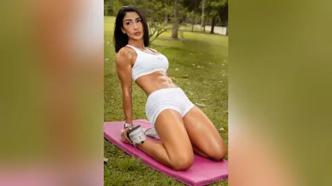 RenataEspinosa — Let's Sweat🥵💦