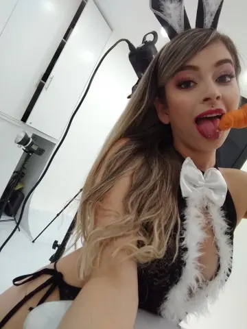 ChloeMackenziee — Streamate Photos