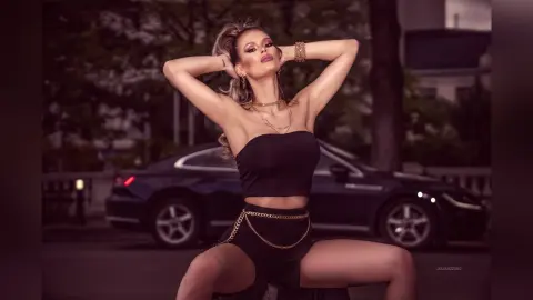 JuliaAzzuro — Playing outside
