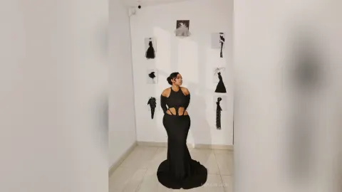MayahWilson — Drive me nut