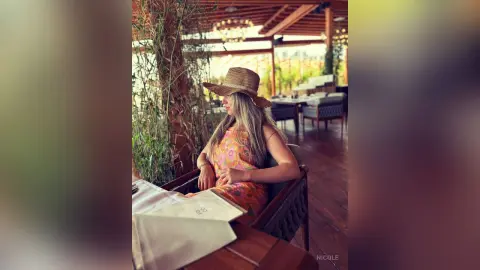 Nicole — New pictures!