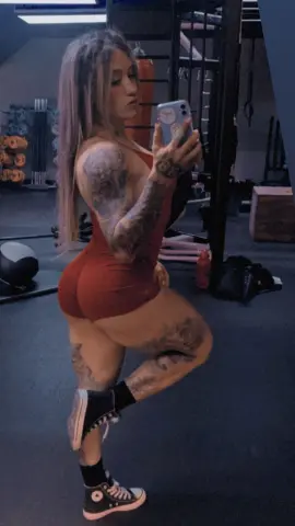 SofiaBorton — Streamate Photos
