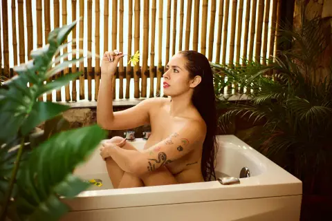 Ashley_Roussel — Streamate Photos