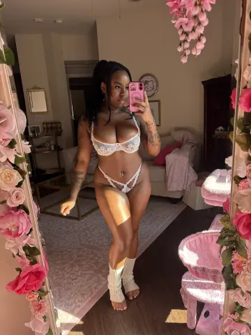 MsCookieSwirl — Streamate Photos