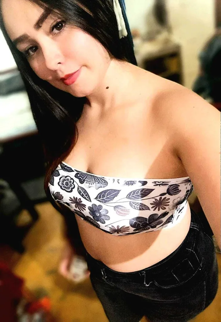 Sarai_Ortiz — Streamate Photos