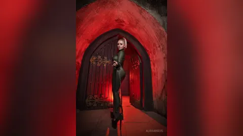 AlissaReeve — Domina