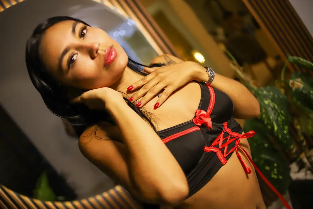 Vega_Sara