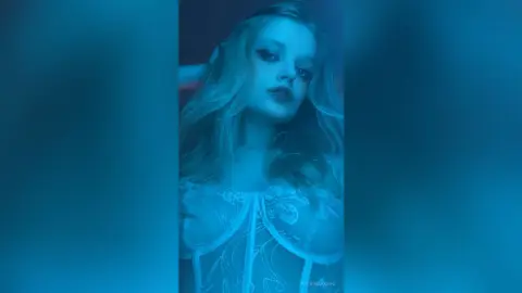 PetrinaKoehl — ❤︎