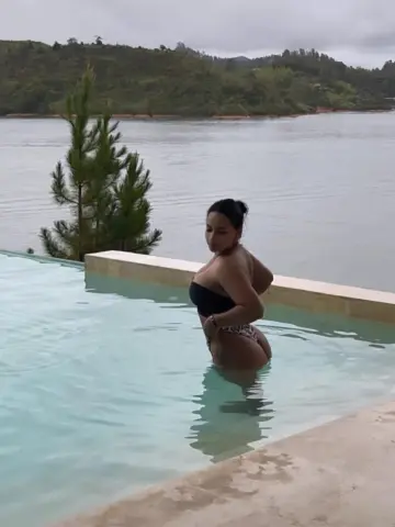 Celene_Ortiz — Streamate Photos