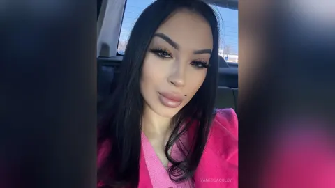 VanessaColby — FinDom