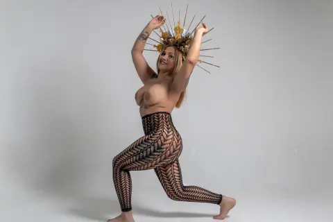 AzunaStar — Streamate Photos