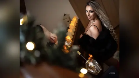 Jessy — ✨ Santa stopped here! ✨🎄🎅🔞