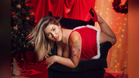 CleoLangley — Santa’s Secret Wonderland 🎄🎁