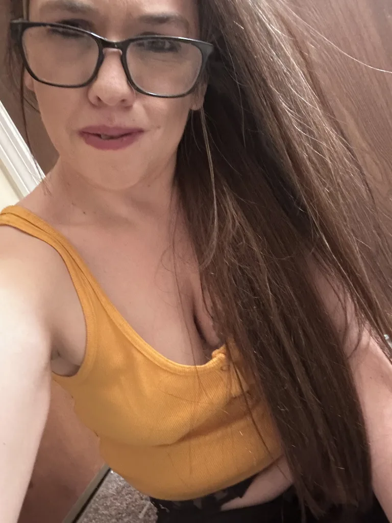 Molly_Brook