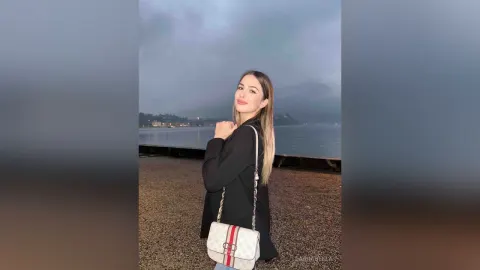 DariiaBella