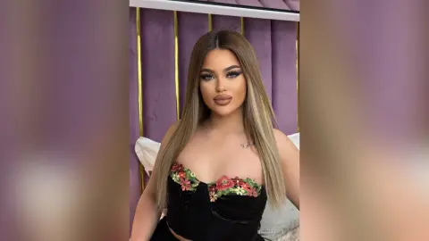 NicolleWillis — 😍