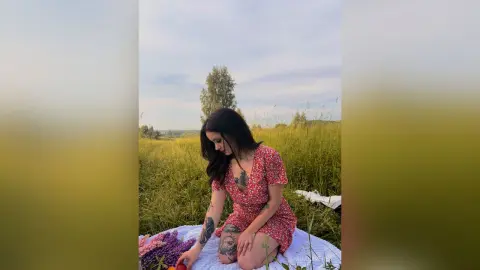 MiaOliveres — Summer country 🦋