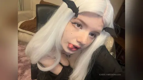 KarolynBerendzen — Sweet provocation 👄