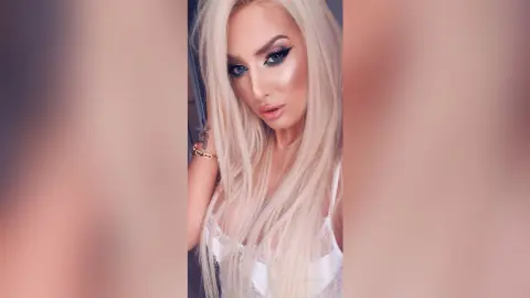 BlancheSummer — Sensual look!