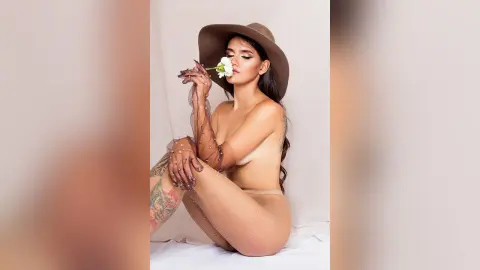 AmelieLautrec — Roses and sexy hat
