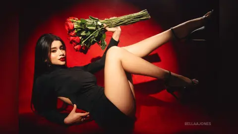 BellaaJones — my essence !  🌹
