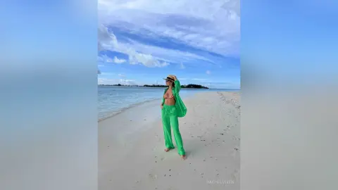 RachelVixen — Follow me🫣