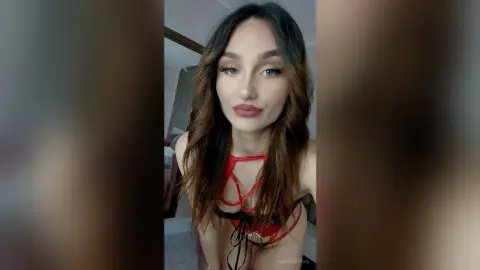 AmiraSophie — Sexy Woman🩷