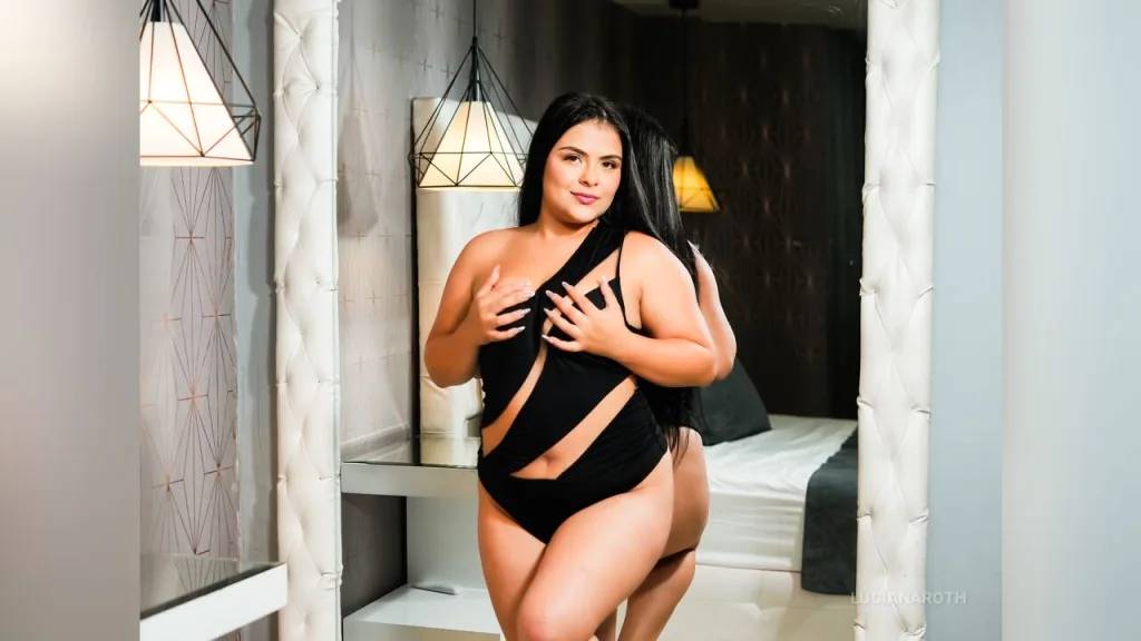 LucianaRoth — Naughty Smile
