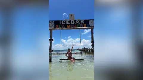 AuroraManson — Vacation 🌴