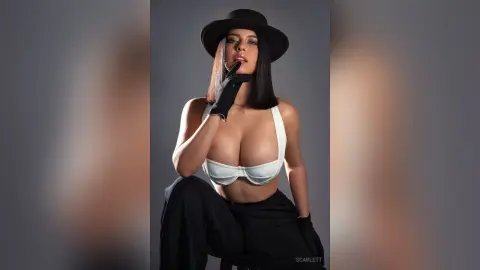 Scarlett — Glamorous Scarlett