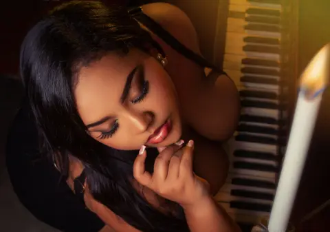 ShanyHazen — Streamate Photos