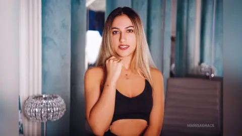 MarisaGrace — Velvet vibe
