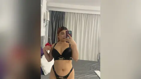 RenataWalls — Sexy