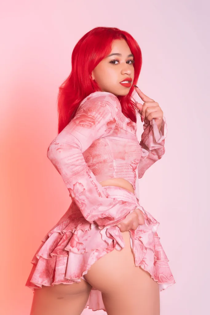 pinkysalo — Streamate Photos